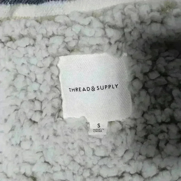 Thread & Supply  plaid & Shearling Vest. Size s - Picture 7 of 7